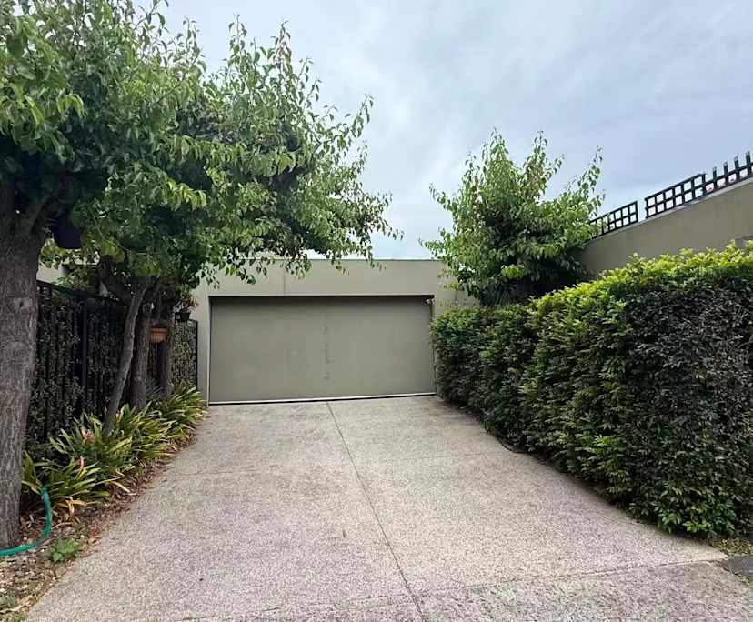 Whole property with 4 rooms for rent