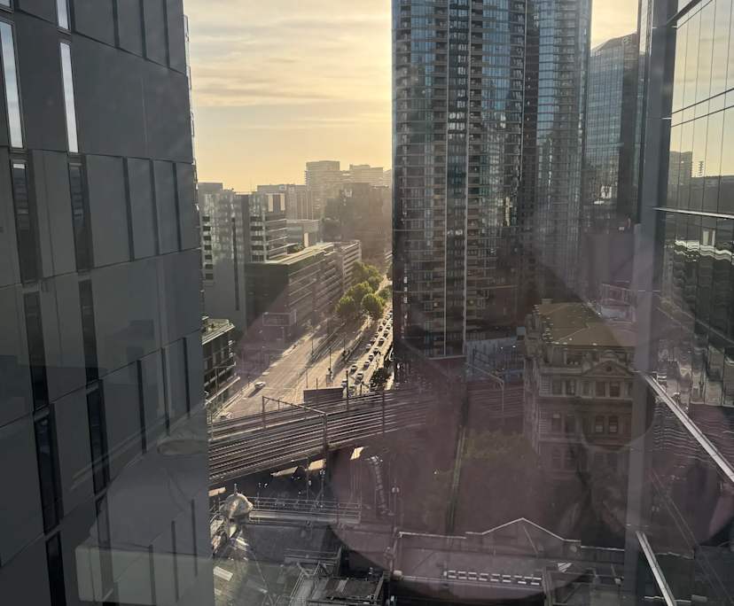 Furnished room with ensuite in a flatshare