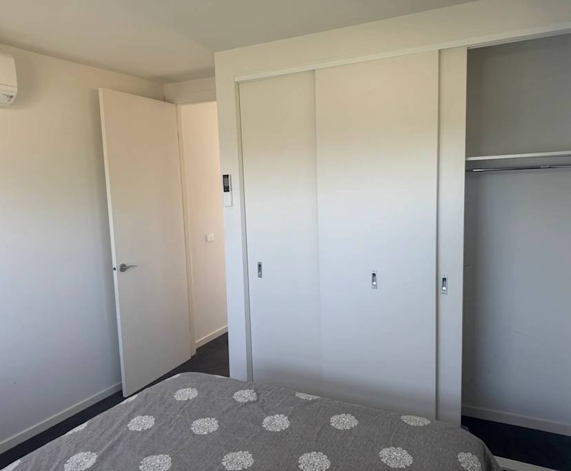 $300, Share-house, 3 bathrooms, Narre Warren VIC 3805