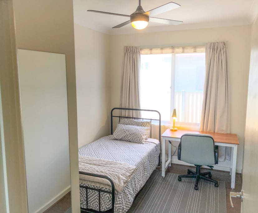 $180, Share-house, 4 bathrooms, Wendouree VIC 3355