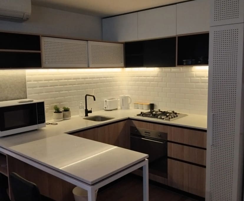 $650, 1-bed, 1 bathroom, North Melbourne VIC 3051