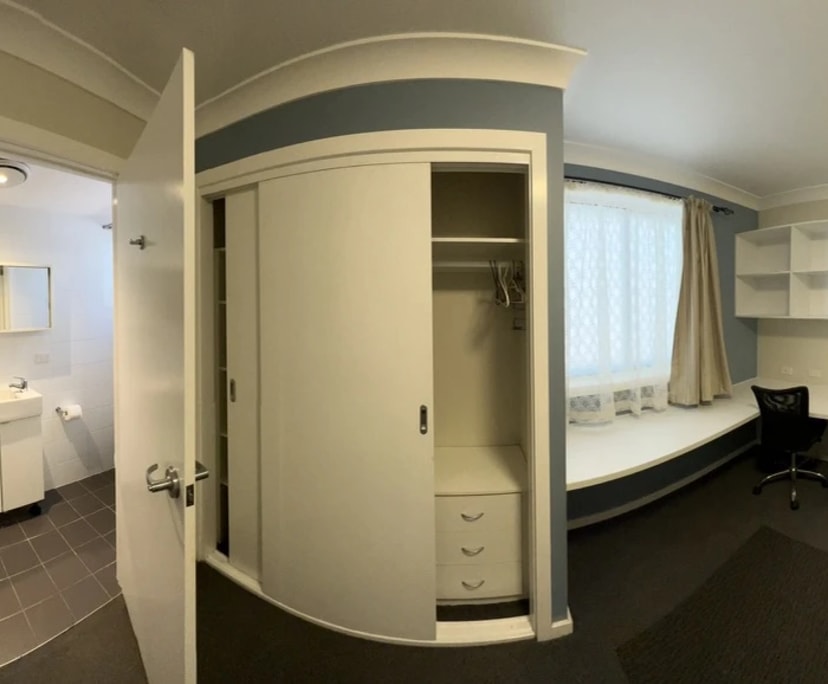 $355, Student-accommodation, 1 bathroom, Jesmond NSW 2299