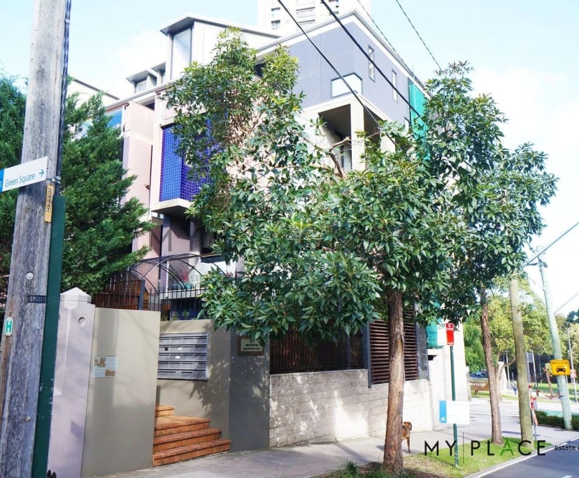 Furnished room with own bathroom