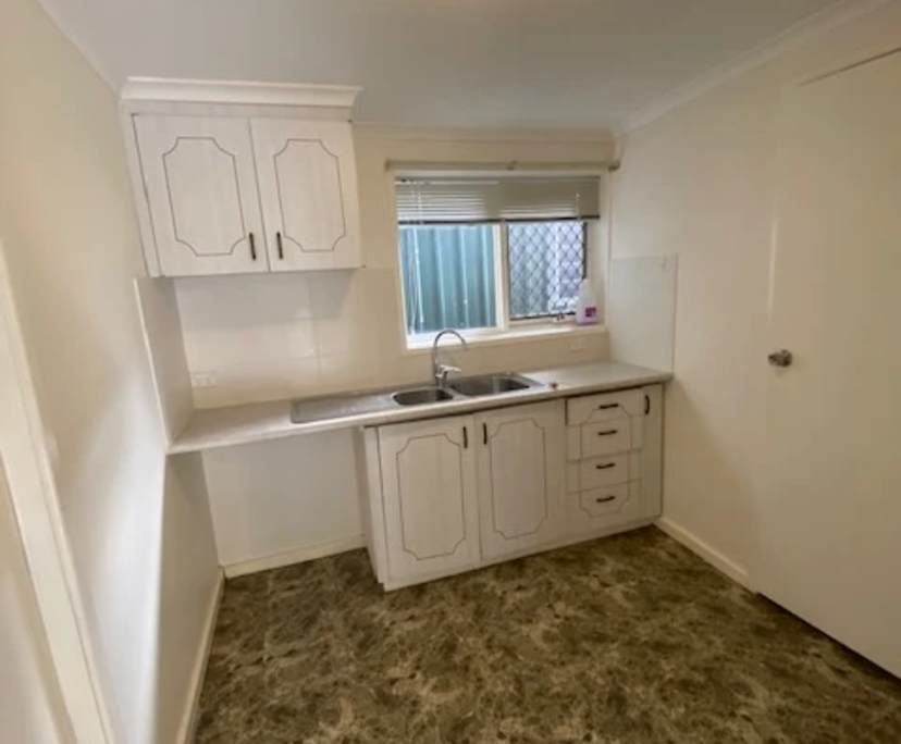 Room studio flat for rent