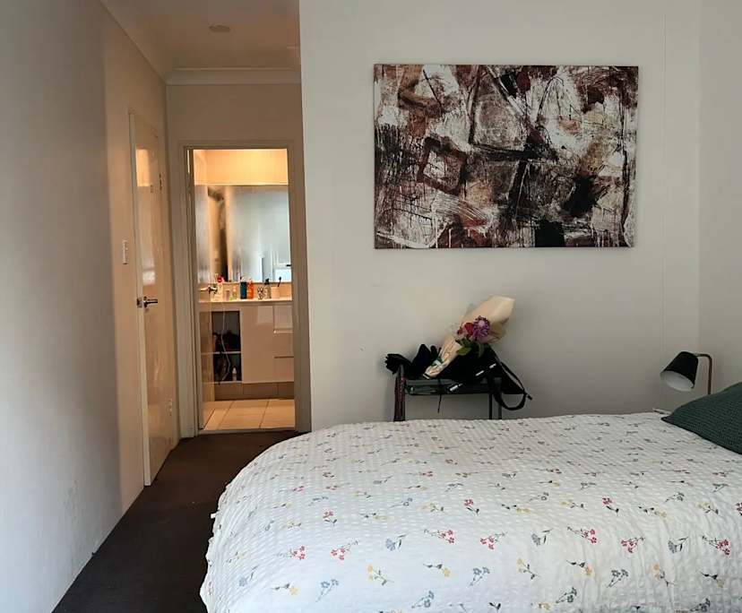 Furnished room with own bathroom