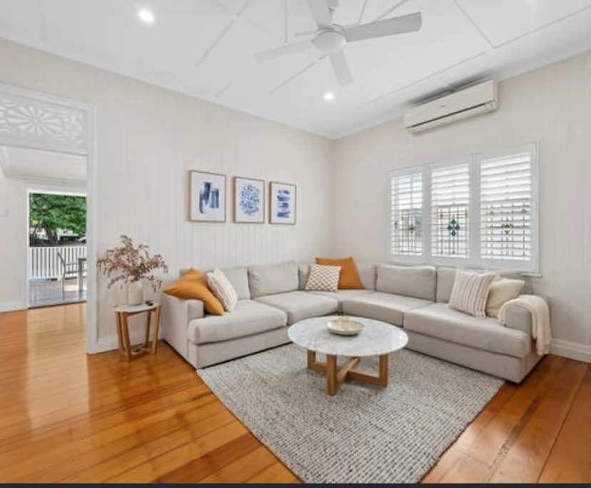 Unfurnished room in a share house