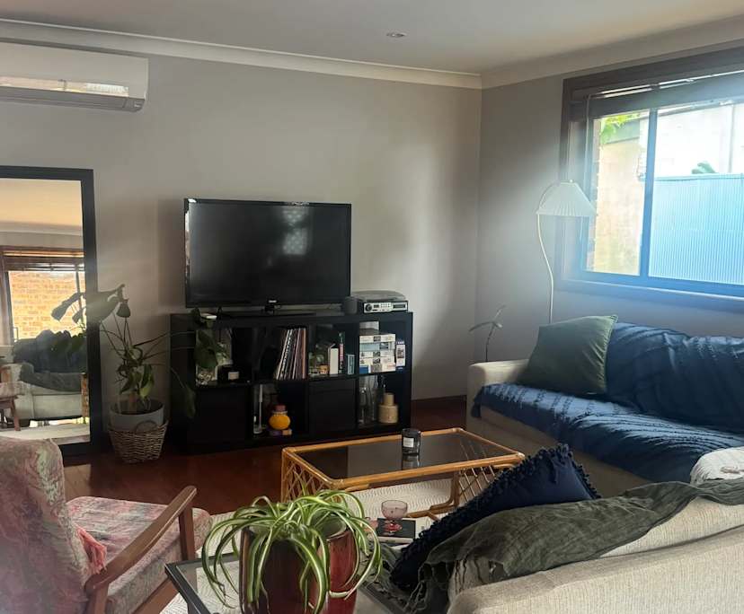 Unfurnished room in a share house