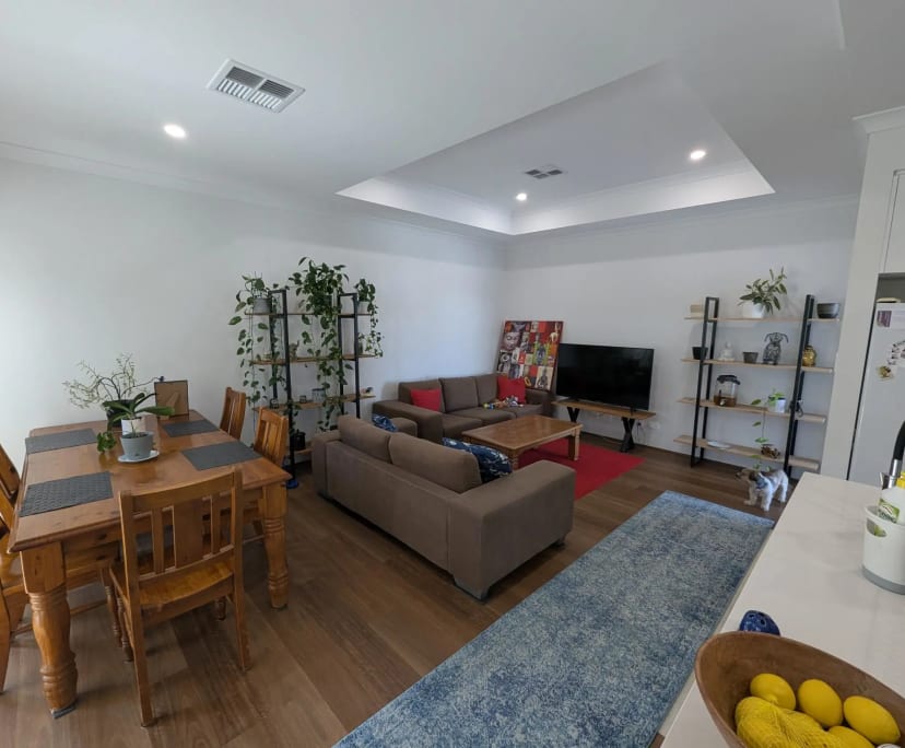 Unfurnished room with own bathroom
