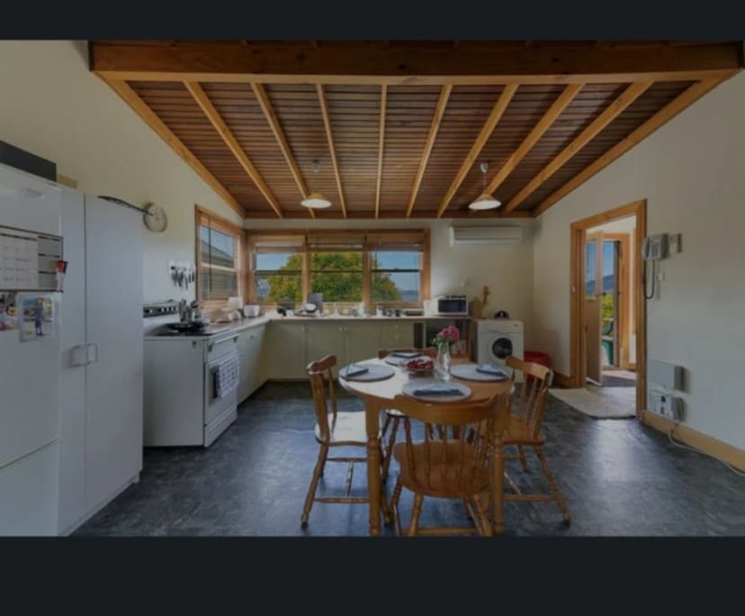 whole-property-for-rent-in-west-hobart-hobart-45-flatmates-au