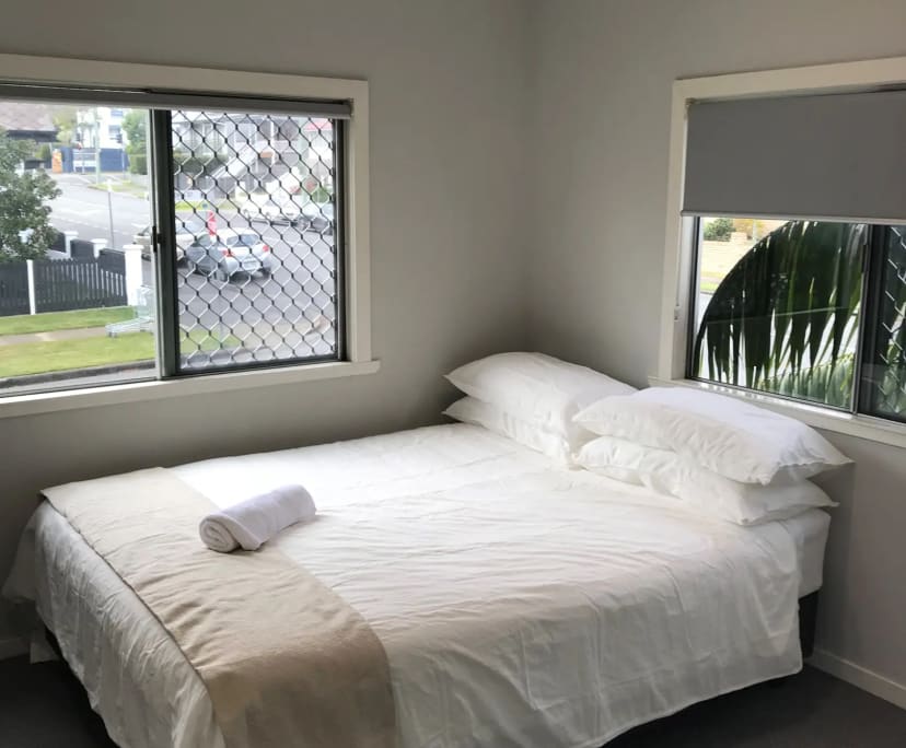 Room for Rent in East Brisbane, Brisbane 220, Fur...