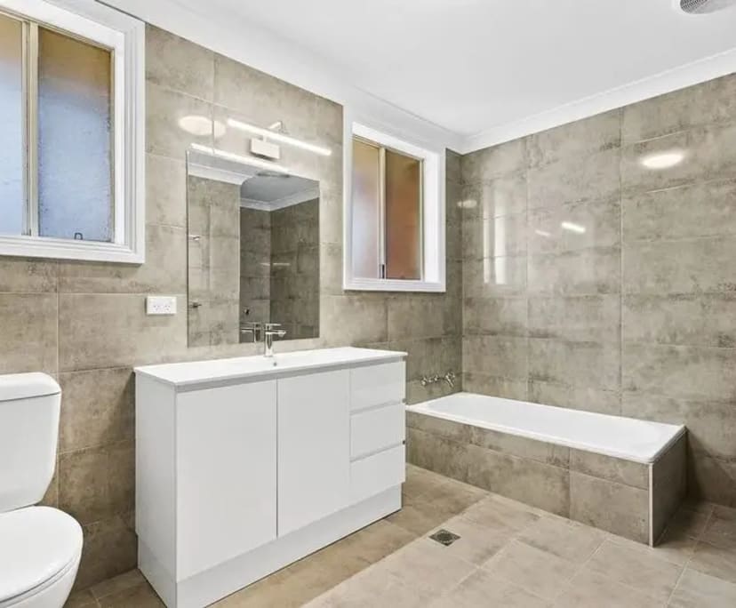 $255, Share-house, 4 bathrooms, Wollongong NSW 2500