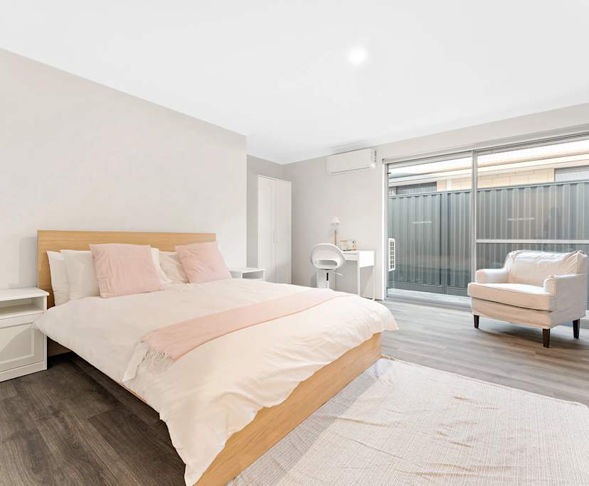 Furnished room with ensuite in a share house
