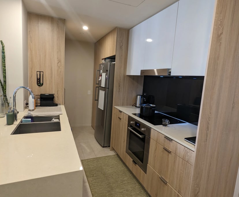 $800, 1-bed, 1 bathroom, Brisbane City QLD 4000