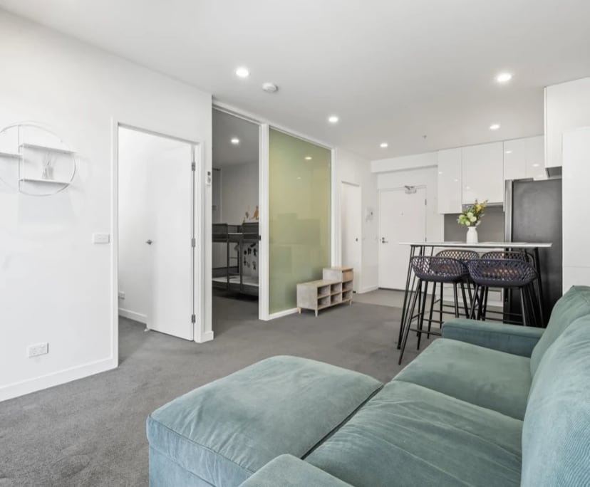 Furnished room in a flatshare