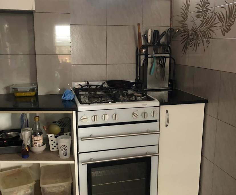 Room in a share house