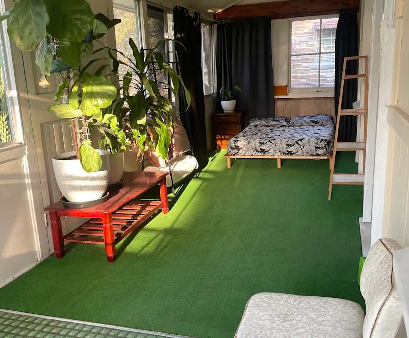 $280, Share-house, 3 bathrooms, Burleigh Heads QLD 4220
