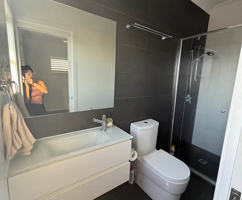 $300, Share-house, 3 bathrooms, Kedron QLD 4031