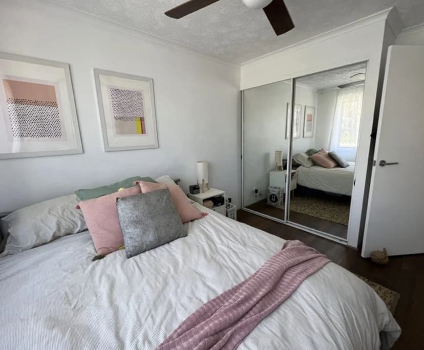 Unfurnished room with own bathroom