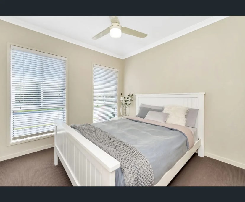 $350, Share-house, 4 bathrooms, Ormeau Hills QLD 4208