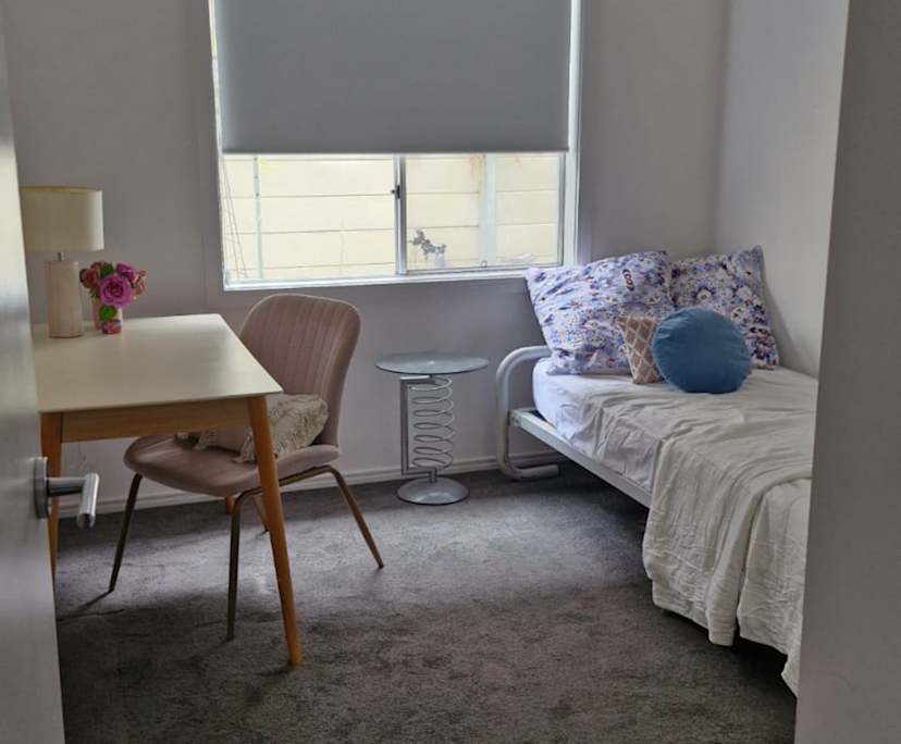 Room in a share house