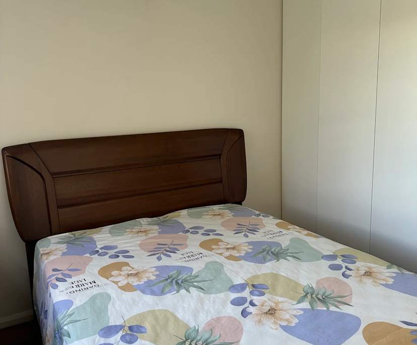 Furnished room with ensuite in a share house