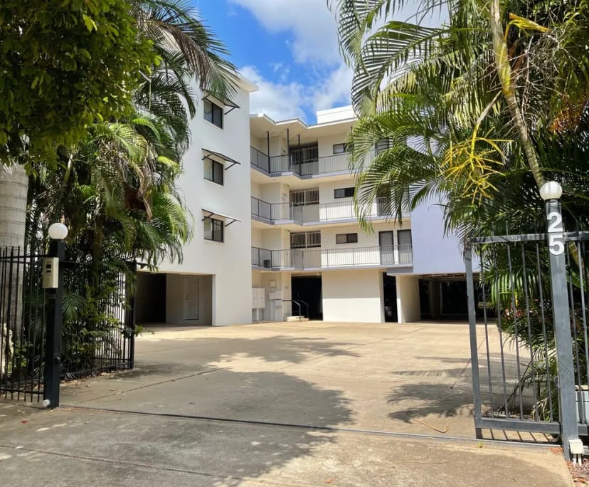 Room for Rent in Coconut Grove, Darwin 270, Furni...