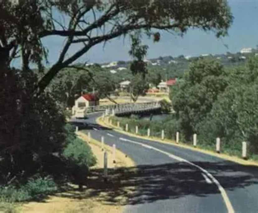 $150, Homestay, 3 bathrooms, Anglesea VIC 3230