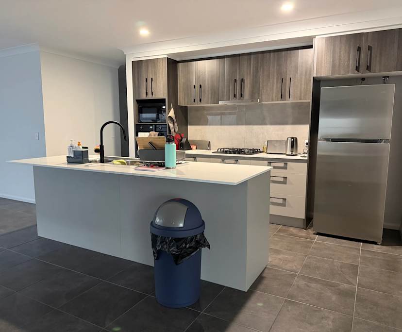 Unfurnished room in a share house