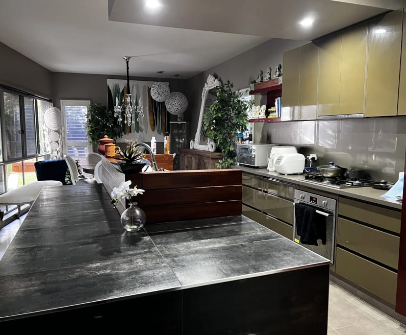 $290, Homestay, 4 bathrooms, Rochedale QLD 4123