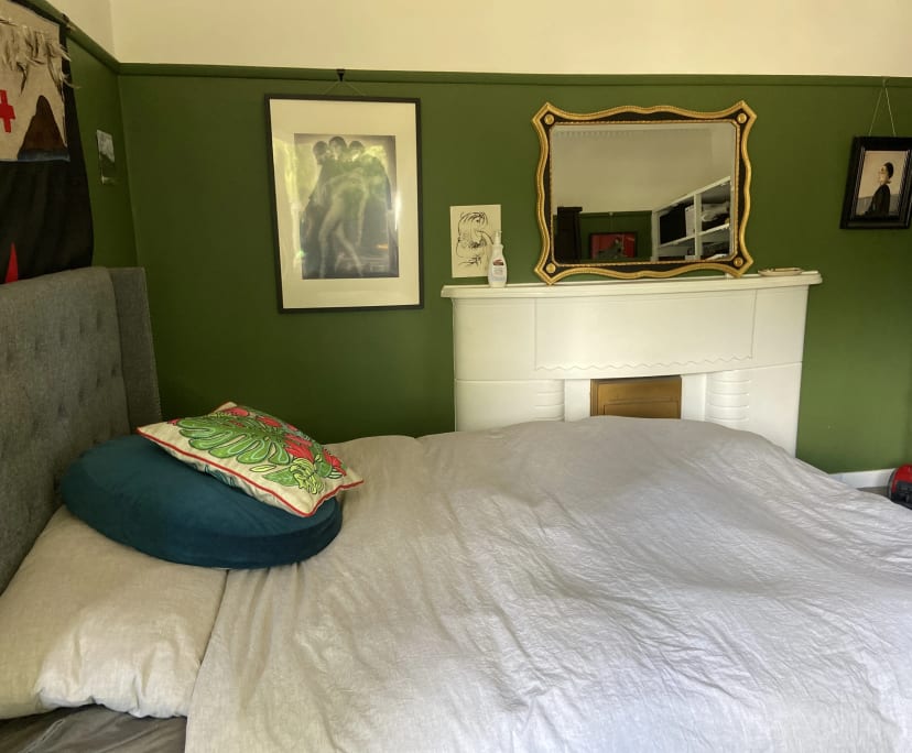 $210, Share-house, 3 bathrooms, Golden Point VIC 3350