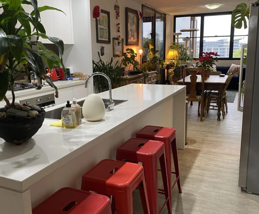 Furnished room in a flatshare