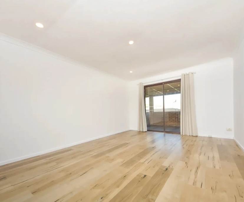 Whole property with 3 rooms for rent