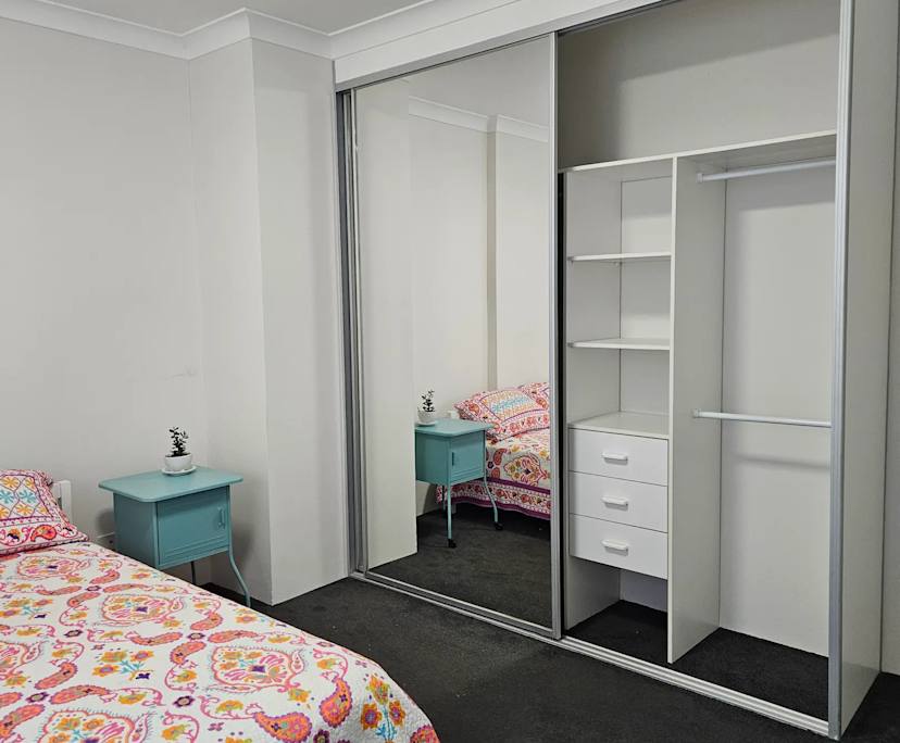 Furnished room with ensuite in a flatshare