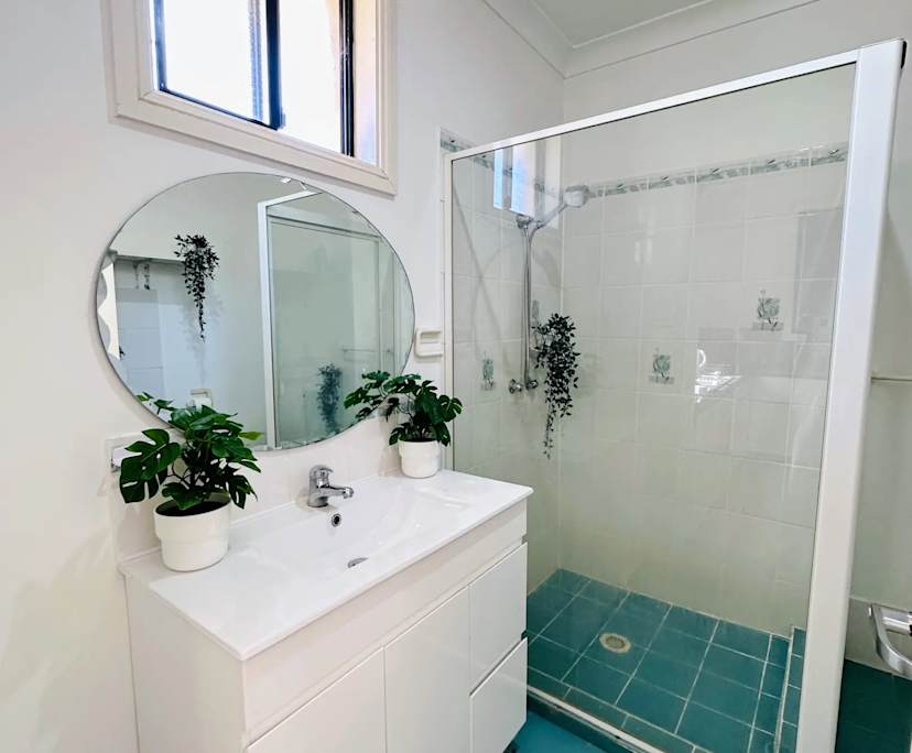 $325, Granny-flat, 2 bathrooms, Chester Hill NSW 2162