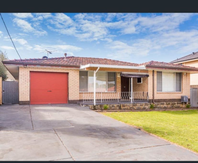 Unfurnished room in a share house