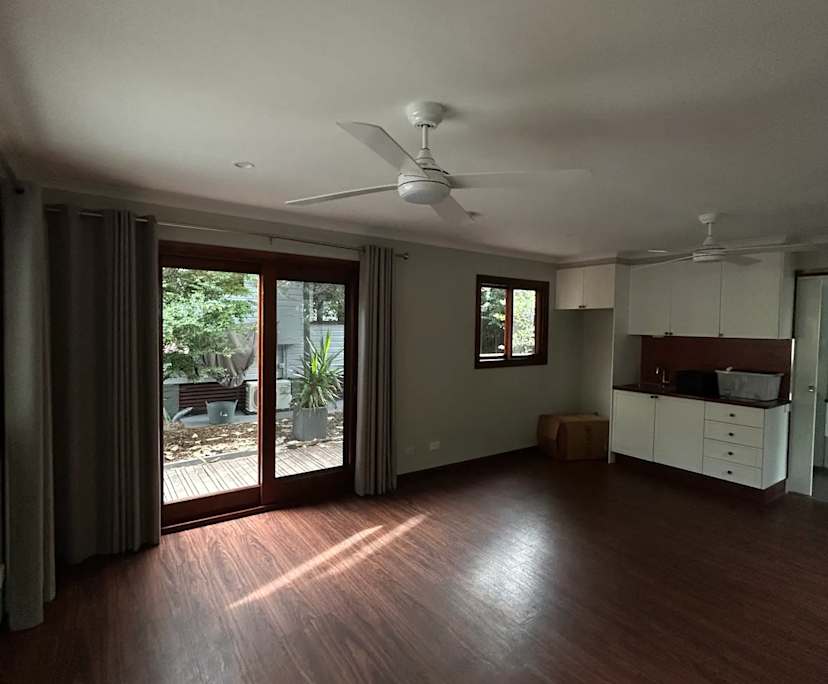 Room studio flat for rent