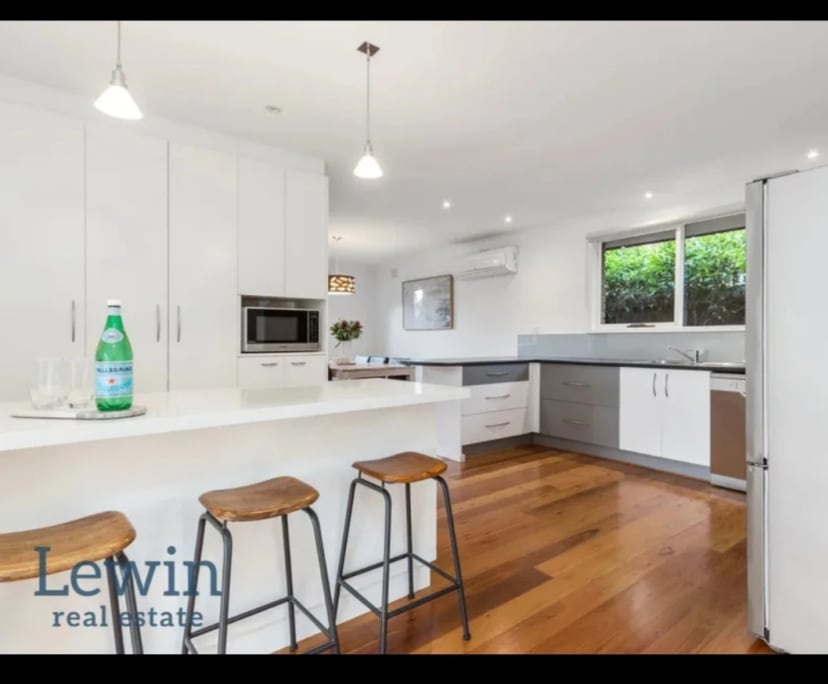 Furnished room in a share house