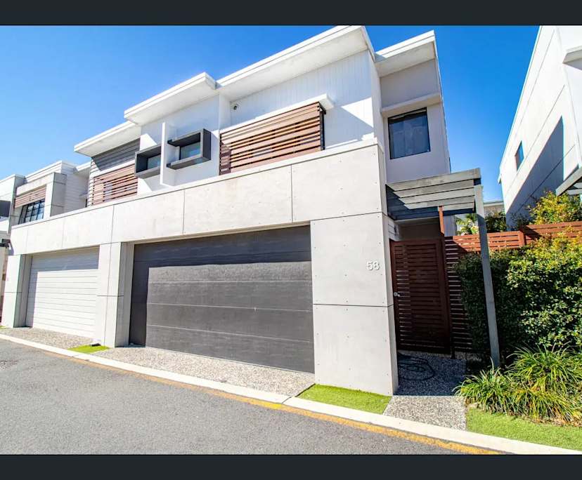 Room in a share house
