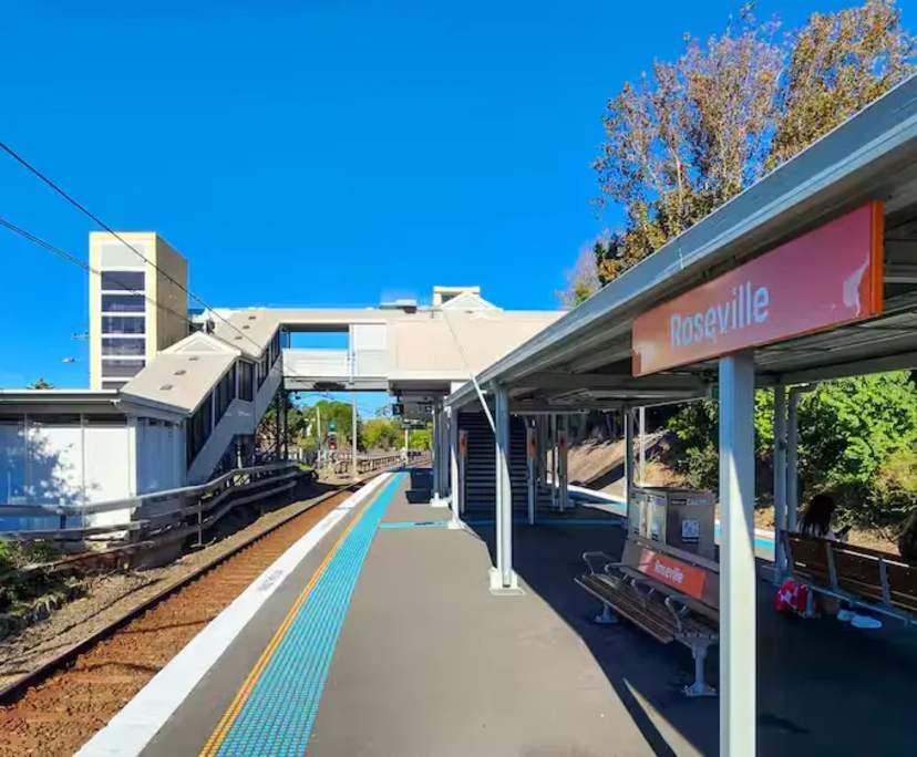 $550, 1-bed, 1 bathroom, Roseville NSW 2069