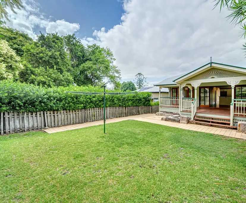 Room in a share house