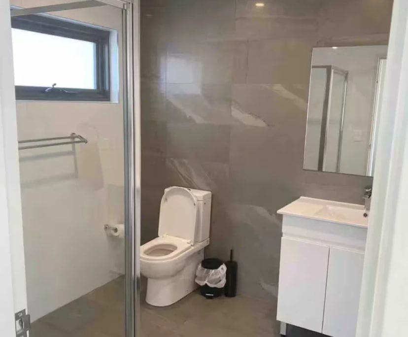 Whole property with 2 rooms for rent
