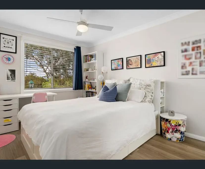 Furnished room in a share house