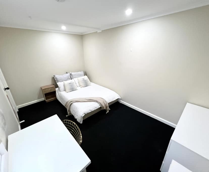 Room in a share house