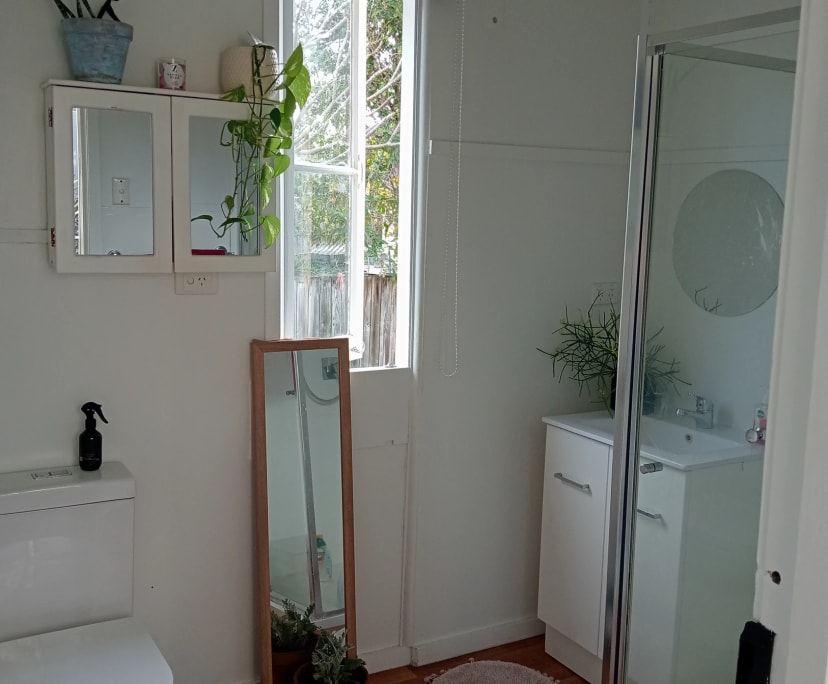 $280, Flatshare, 2 bathrooms, Woolloongabba QLD 4102
