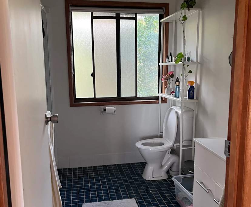 Furnished room with ensuite in a share house