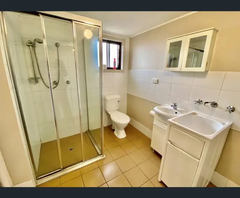 Granny Flat for Rent in Saint Marys, Sydney 350,