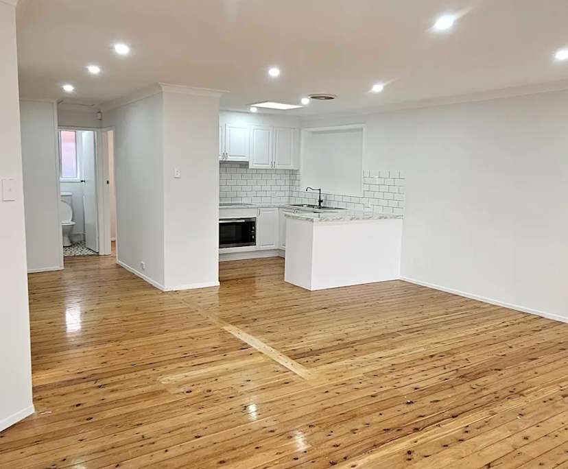 $850, Whole-property, 3 bathrooms, Toongabbie NSW 2146