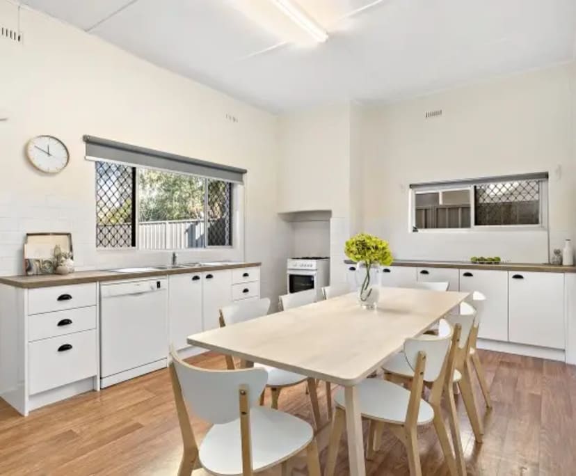 Room for Rent in Mile End, Adelaide 230, Furnishe...