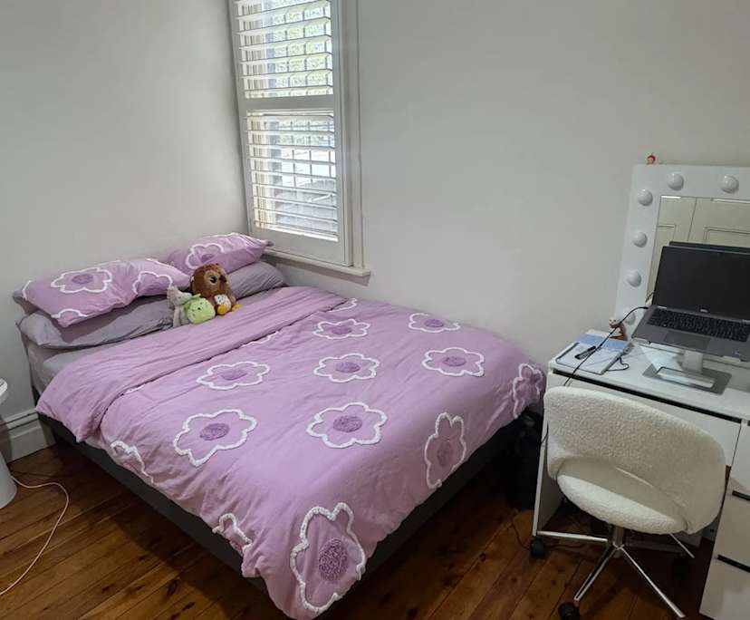 Unfurnished room in a share house