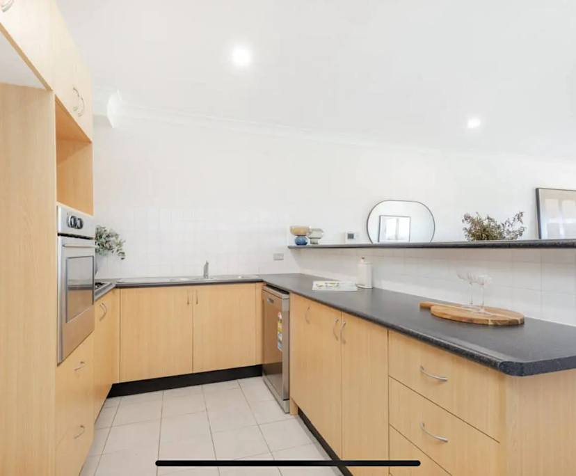 $400, Flatshare, 2 bathrooms, Saint Peters NSW 2044